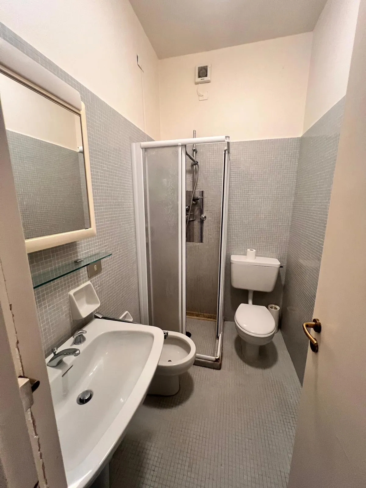 Appartamento vista mare – Bagno – Prima