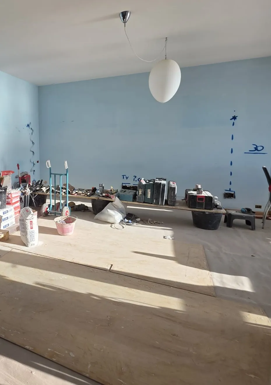 Appartamento vista mare – Il cantiere: Soggiorno in lavorazione