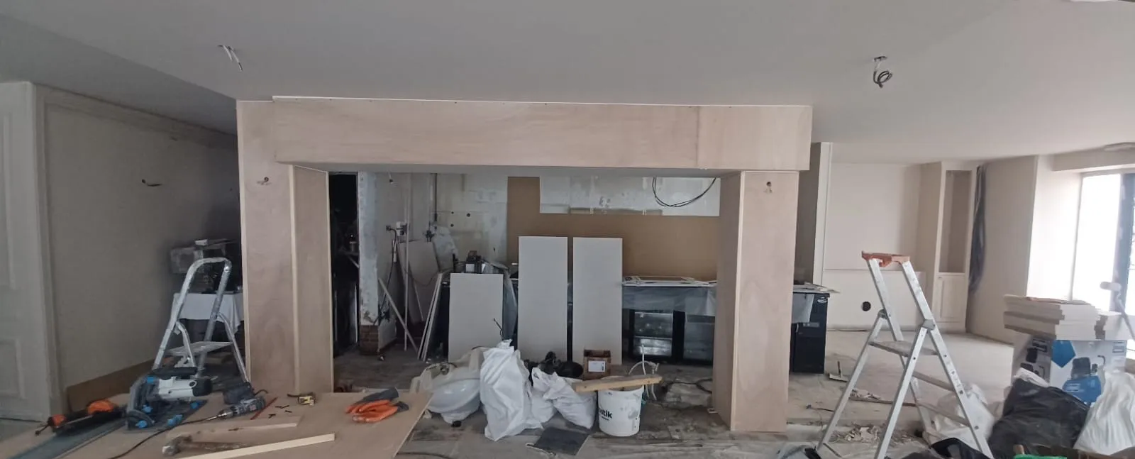 Mare Mare – Il cantiere: Struttura del bancone