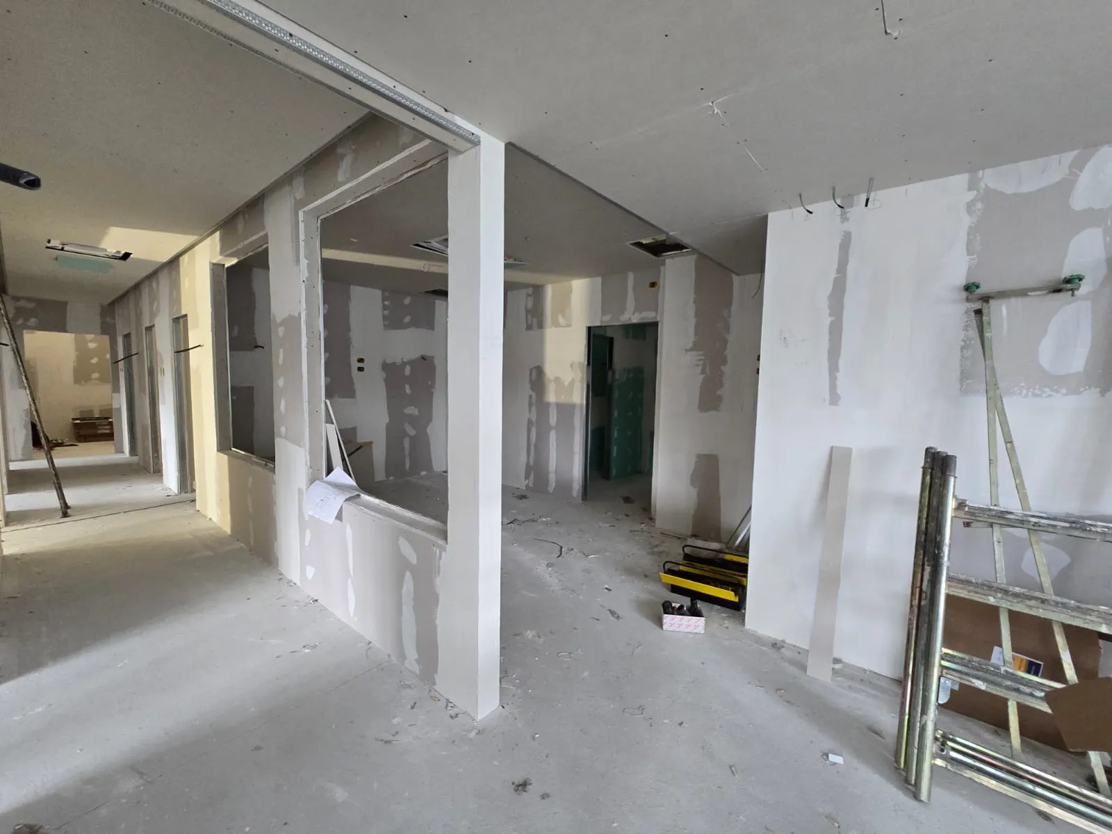 Residenza privata – Studio professionale · Area d'attesa – Prima